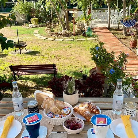 Bed & Breakfast Chill Garden Experience *